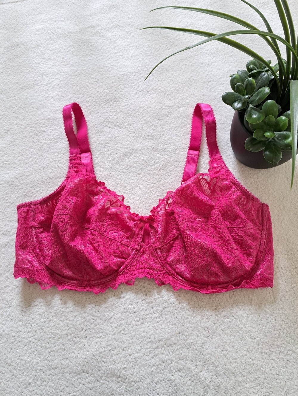 Deesse Lingerie Pink Bra Bow Accent Women's Size 40DDD Underwire Adustable